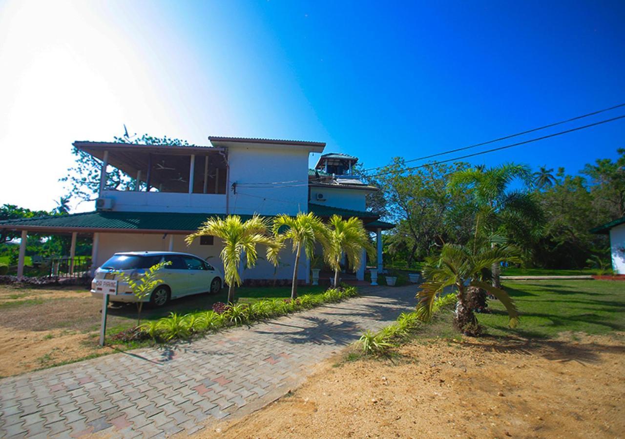 Birdsong Leisure Resort Tissamaharama Bagian luar foto