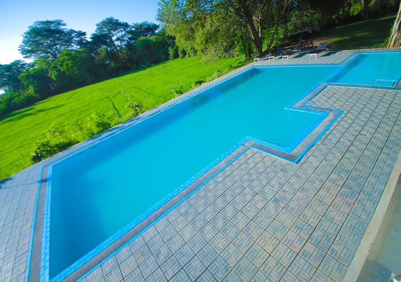 Birdsong Leisure Resort Tissamaharama Bagian luar foto