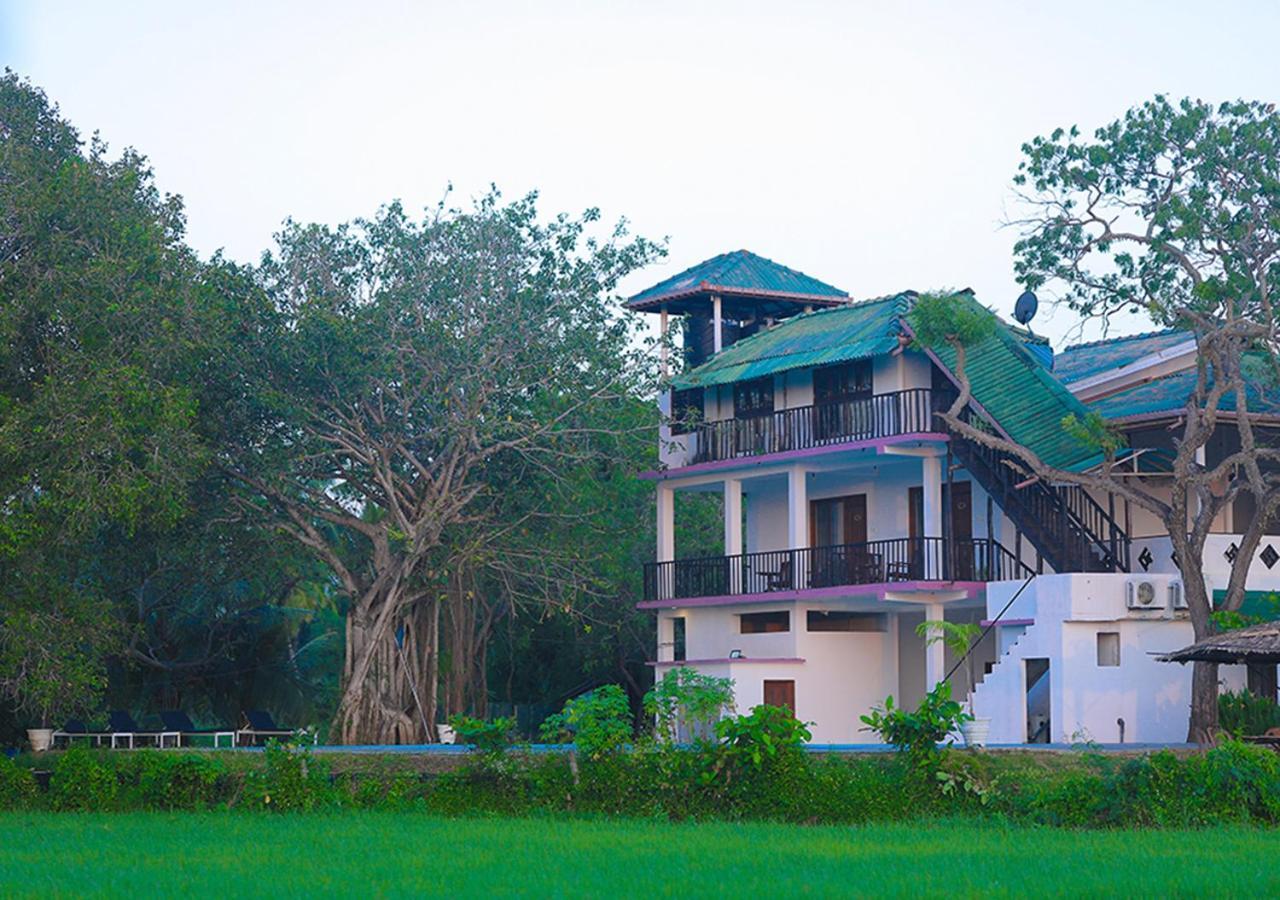 Birdsong Leisure Resort Tissamaharama Bagian luar foto